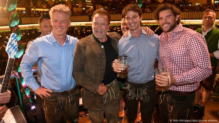 Actor Arnold Schwarzenegger (2nd from left) his nephew Patrick Knapp Schwarzenegger, (l) his sons Patrick Schwarzenegger, (3rd from left) and Christopher Schwarzenegger (r) at the Oktoberfest 