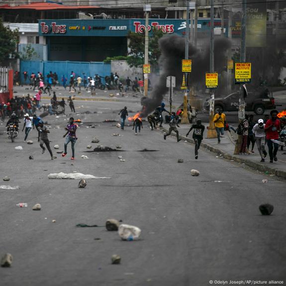 Haiti looting caused loss of some $6 million in relief supplies, WFP says