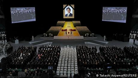 Staatstrauerakt für Japans Ex-Premier Abe