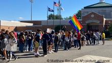 Estudiantes de Virginia se plantan contra políticas anti LGTB