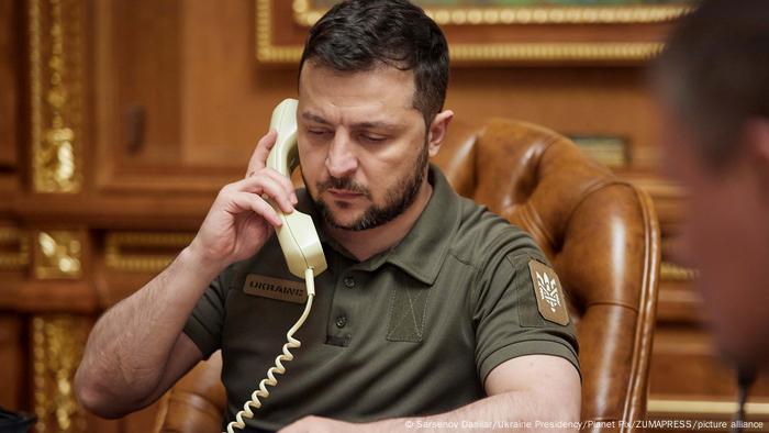 Ukraine |  war |  Volodymyr Zelenskyy |  Phone call with Joe Biden