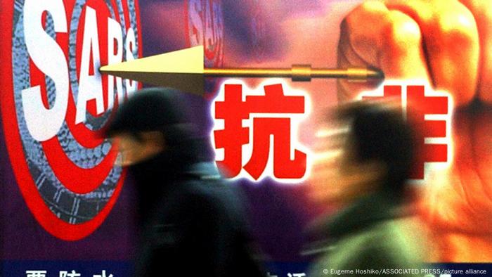2003年非典（SARS）疫情在中国广东爆发后，德国向中国提供了1000万欧元资金用于抗疫。西门子和Dräger公司赠送了呼吸机，巴斯夫公司捐款10万元人民币。