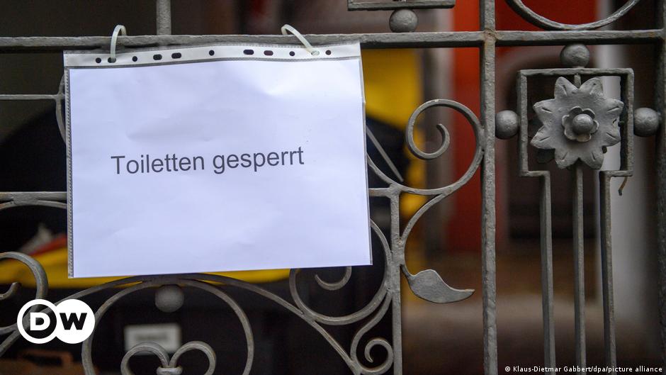 Deutschland: Deo-Spray an Explosion in öffentlicher Toilette gebunden |  Nachrichten |  DW