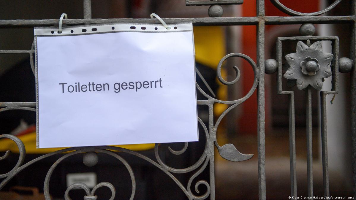 Deodorant tied to explosion in German restroom DW 09/28/2022