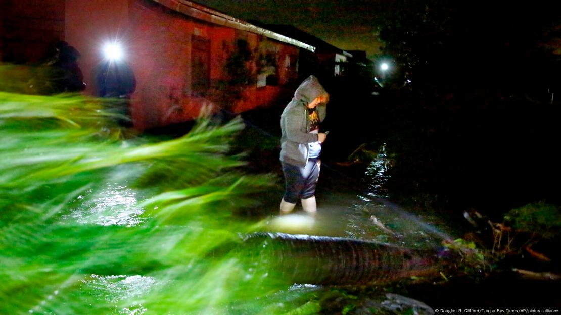 Илјадници куќи на Флорида се поплавени поради ураганот „Ијан“