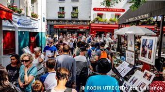 Τουρίστες, Παρίσι Τουρίστες, Παρίσι