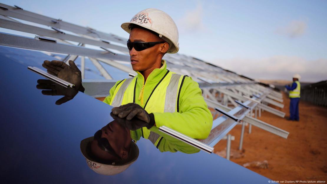 Instalación de energía solar en Sudáfrica. 