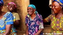 Young volunteers help brighten the lonely elderly’s daily life
In rural Africa many villages are almost only populated by old people. They are often left to fend for themselves but in Northeastern Ghana, one project is challenging the status-quo. They connect young women to lonely elderly, to help them through their daily lives.
CREDITS: Maxwell Suuk/DW
DW Premium Thumbnail