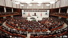 Das türkische Parlament öffnet nach mehrmonatiger Sommerpause. Türkischer Staatspräsident Erdogan hält eine Rede bei der Eröffnung.
Copyright: DHA, Demirören Nachrichten Agentur. Alle Rechte sind frei.