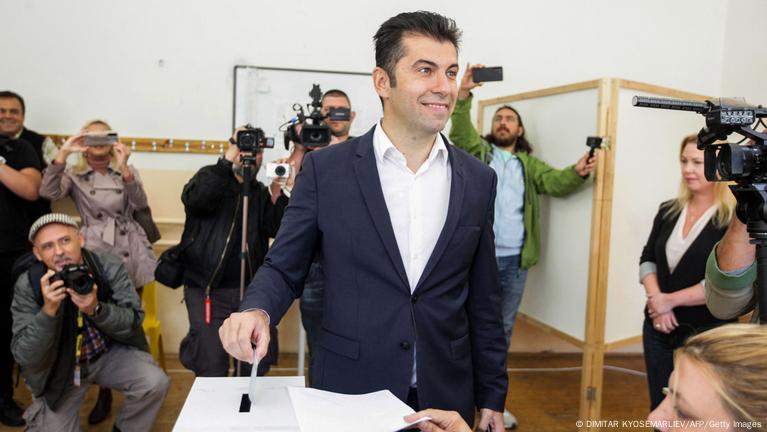 Bulgaria Polls Close In Fourth Election In Under 2 Years DW 10 02 2022   63312642 604 