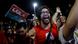 Eleitores de Lula durante apuração dos resultados do primeiro turno de 2022 Eleitores de Lula durante apuração dos resultados do primeiro turno de 2022