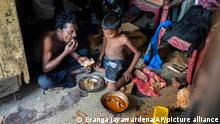 Чаша чай и две бисквити на ден: милиони гладуват в Шри Ланка