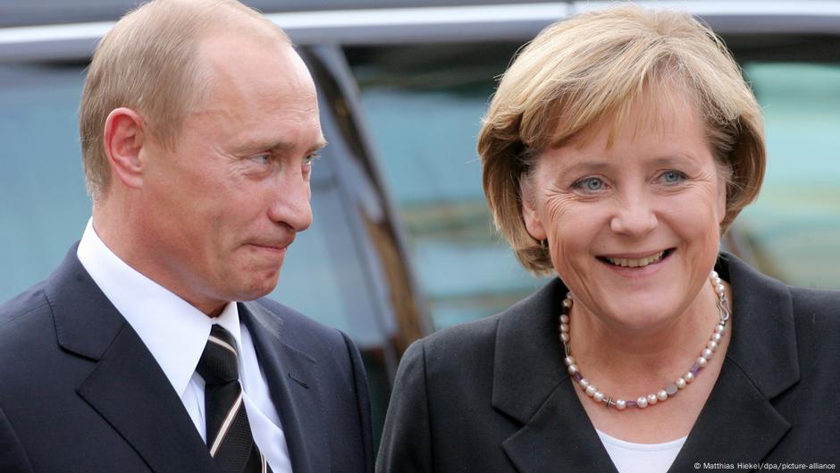 Potpuno drugačije vreme: Angela Merkel s ruskim predsednikom Vladimirom Putinom u Drezdenu 2006.