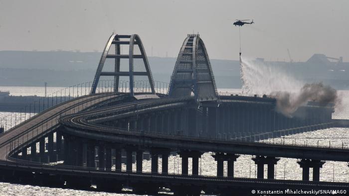 Krim | Brand auf Kertsch-Brücke