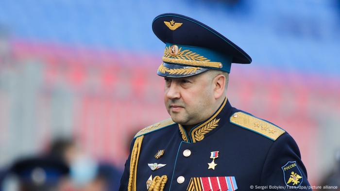 Moskau Befehlshaber der Luft- und Raumfahrtstreitkräfte Sergej Surowikin Moskau Befehlshaber der Luft- und Raumfahrtstreitkräfte Sergej Surowikin