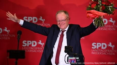 Κάτω Σαξονία: Νίκη SPD, διψήφιο ποσοστό η AfD