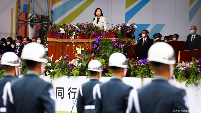 Foto de Tsai Ing-wen durante su discurso por la fiesta del Día Nacional