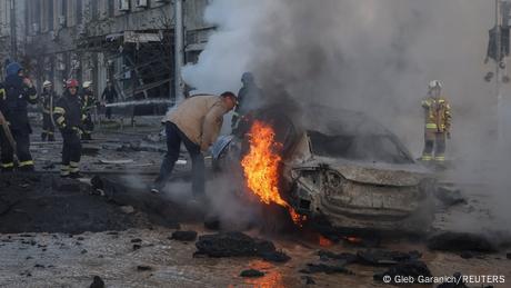 Международната общност определя руските атаки по цивилни цели в Украйна