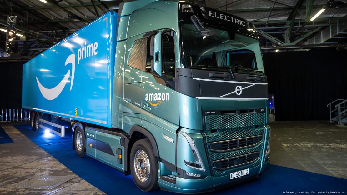 40-тонный электрический грузовик Volvo компании Amazon в Германии 