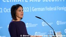 Annalena Baerbock (Bündnis 90/Die Grünen), Außenministerin, spricht zur Eröffnung der „Berlin Climate and Security Conference 2022“ im Auswärtigen Amt. Die zweitägige Konferenz befasst sich mit den Auswirkungen der Klimakrise auf die internationale Sicherheit. +++ dpa-Bildfunk +++