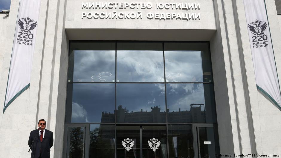 РФ объявила "иноагентом" экс-сопредседателя "Голоса" Бузина