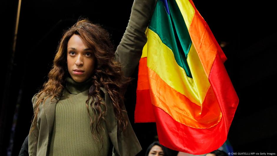 Os desafios que as pessoas trans enfrentam na política