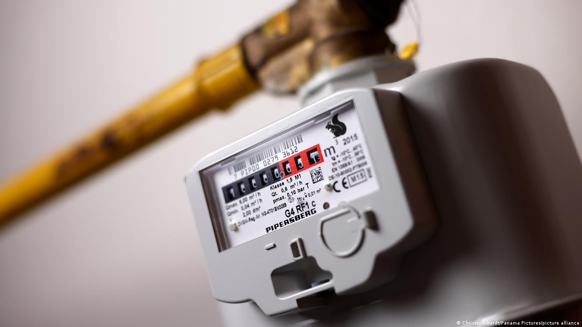 France starts sending natural gas directly to Germany