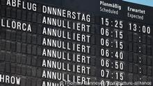 6.10.2022***
Ein Anzeigendisplay informiert über die annullierten Flüge der Airline Eurowings am Flughafen Köln/Bonn. Eurowings-Piloten treten in ganztägigen Streik. Aufgerufen zum 24-stündigen Ausstand hat die Pilotengewerkschaft Vereinigung Cockpit.