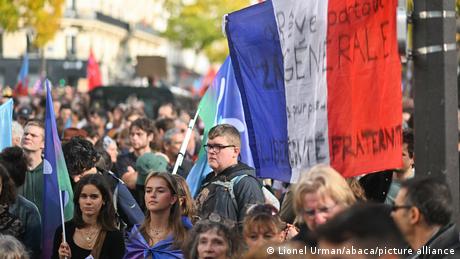 Pariser Marsch gegen hohe Kosten – Start einer Protestbewegung?