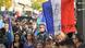 Menschen protestieren in Paris Menschen protestieren in Paris
