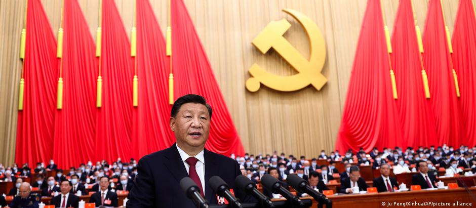 Xi Jinping obteve um inédito terceiro mandato como presidente no Congresso do Partido Comunista Chinês