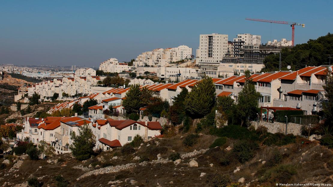 یورپی یونین اور مسلمان ممالک کی اکثریت ویسٹ بینک میں اسرائیلی توسع منصوبوں کے خلاف آواز اٹھاتے آئے ہیں