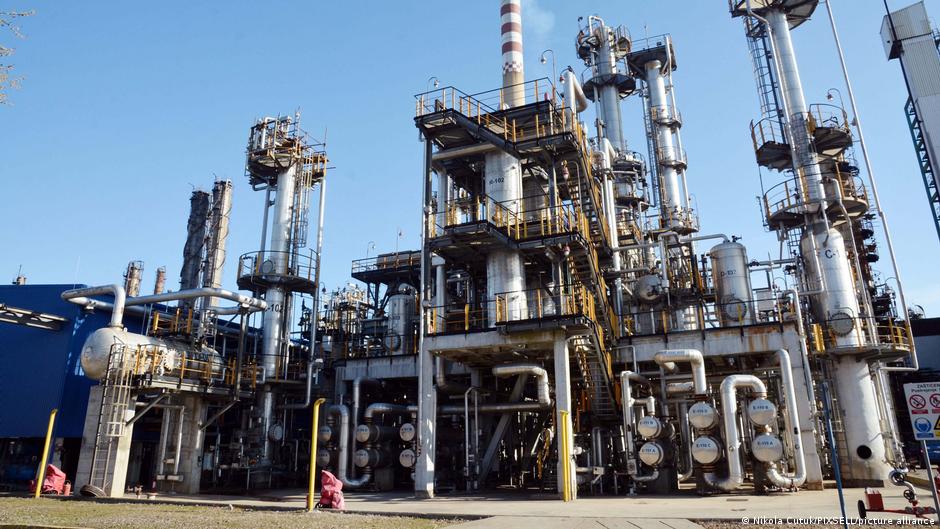 Zatvorena rafinerija u Sisku