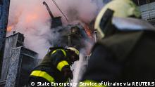 18.10.2022 *** Firefighters work to put out a fire in a thermal power plant, damaged by a Russian missile strike in Kyiv, Ukraine, October 18, 2022. State Emergency Service of Ukraine/Handout via REUTERS ATTENTION EDITORS - THIS IMAGE HAS BEEN SUPPLIED BY A THIRD PARTY. MANDATORY CREDIT.