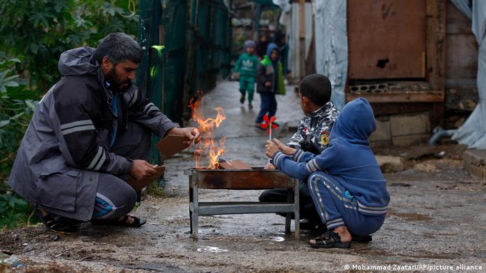 يستضيف لبنان ما بين مليون ومليوني لاجئ سوري،
