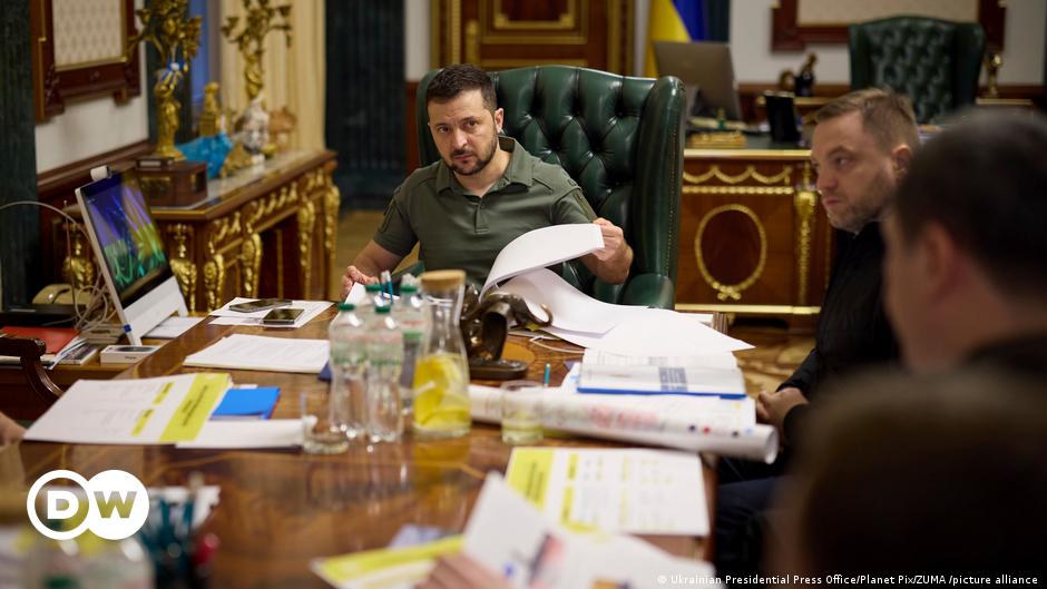 Ukraine aktuell: Regierung in Kiew kündigt Stromabschaltung an