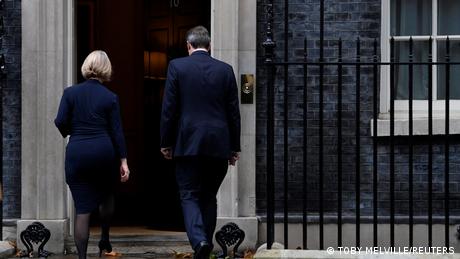 Никой британски премиер не е управлявал по кратко след само шест