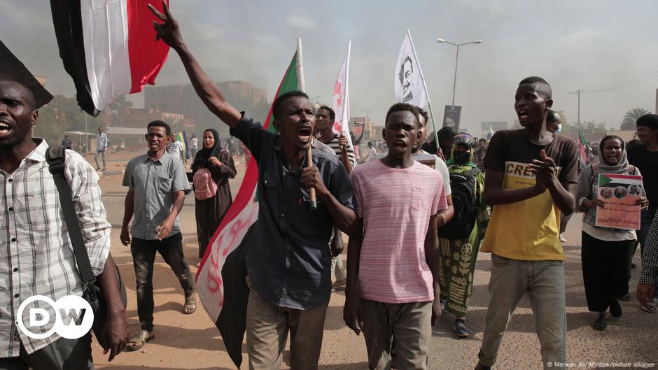 Im Sudan liegen die Hoffnungen auf der Straße