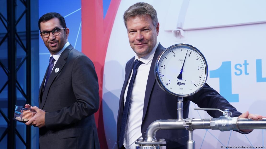 O Χάμπεκ στα Εμιράτα