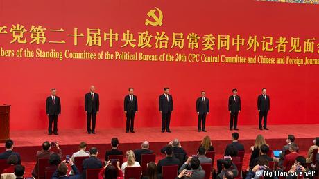 Китайският президент Си Дзинпин бе преизбран за генерален секретар на