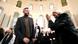 Serhij Zhadan mit Kulturstaatsministerin Claudia Roth bei der Zeremonie in der Frankfurter Paulskirche Serhij Zhadan mit Kulturstaatsministerin Claudia Roth bei der Zeremonie in der Frankfurter Paulskirche