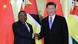 Presidente moçambicano, Filipe Nyusi, e homólogo chinês, Xi Jinping, em abril de 2019 Presidente moçambicano, Filipe Nyusi, e homólogo chinês, Xi Jinping, em abril de 2019