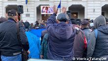 Proteste in Chisinau, Hauptstadt der Republik Moldau, vor dem Sitz der Generalstaatsanwaltschaft. Aufgenommen gestern, 23.10. Copyright: Viorica Tataru
Zugeliefert von unserem Korrespondenten Vitalie Calugareanu aus Chisinau.
