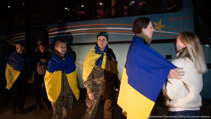 Ukaine Kiew | Gefangenenaustausch | freigelassene Ukrainierinnen