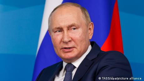 В продължение на 20 години руските служби помогнаха на Путин