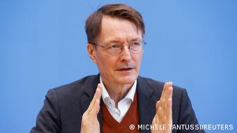 Ο υπουργός Υγείας Καρλ Λάουτερμπαχ