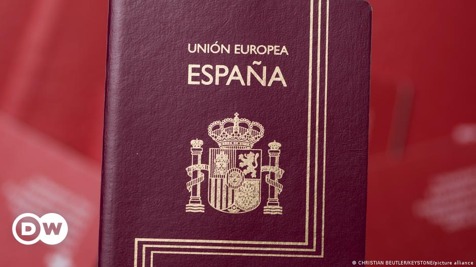 Spanish nationality for descendants of deportees from this October 27, 2022 |  Europe to date |  T.W.