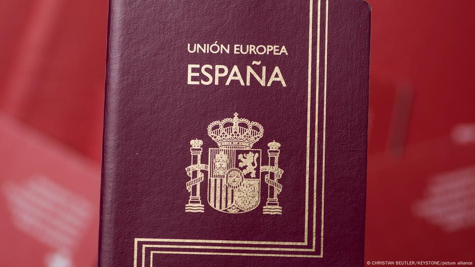 Spanish nationality for descendants of deportees from this October 27, 2022 |  Europe to date |  T.W.