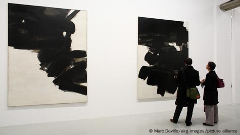 Pierre Soulages: where to see the works by the abstract art master in  Paris? 