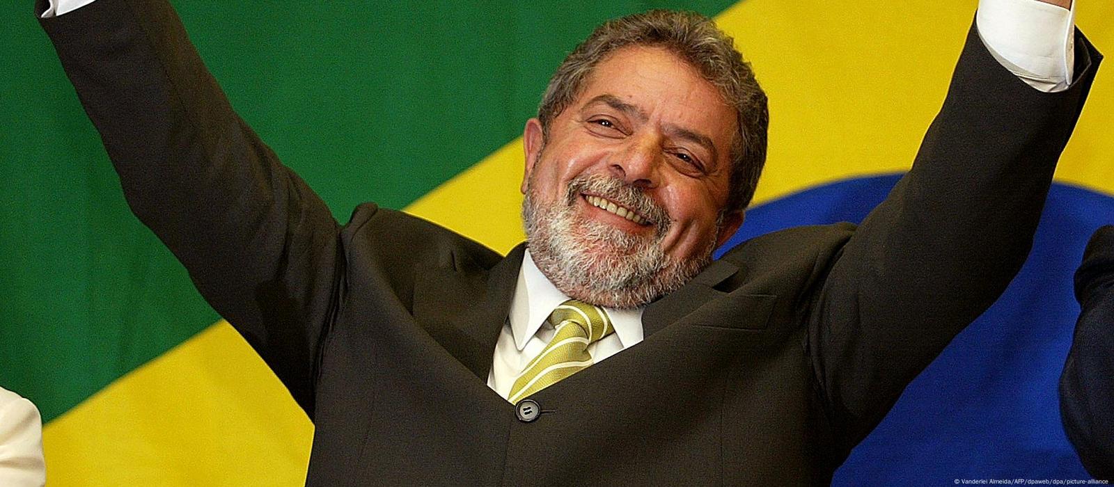 Brasil venceu a Copa do Mundo de 2002 em ano de Lula eleito